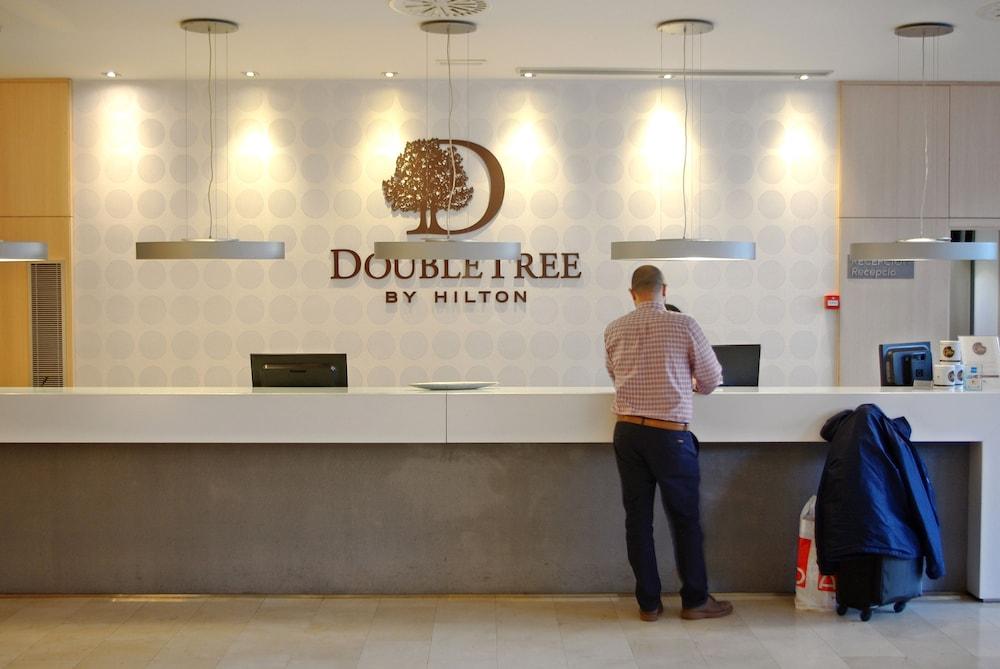 Doubletree By Hilton Girona Hotel Kültér fotó